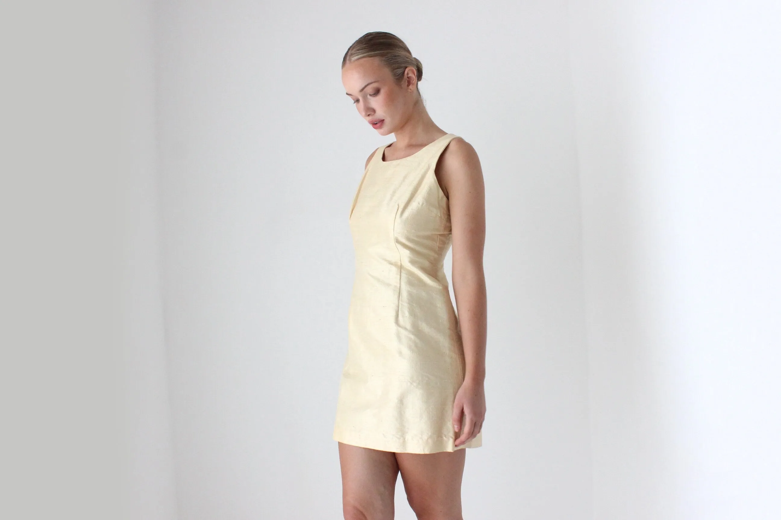 1980s Handmade Buttercream Raw Silk Mini