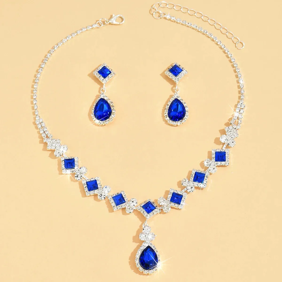 3-Piece Women's Chain Geometric Droplet Earrings Necklace Set