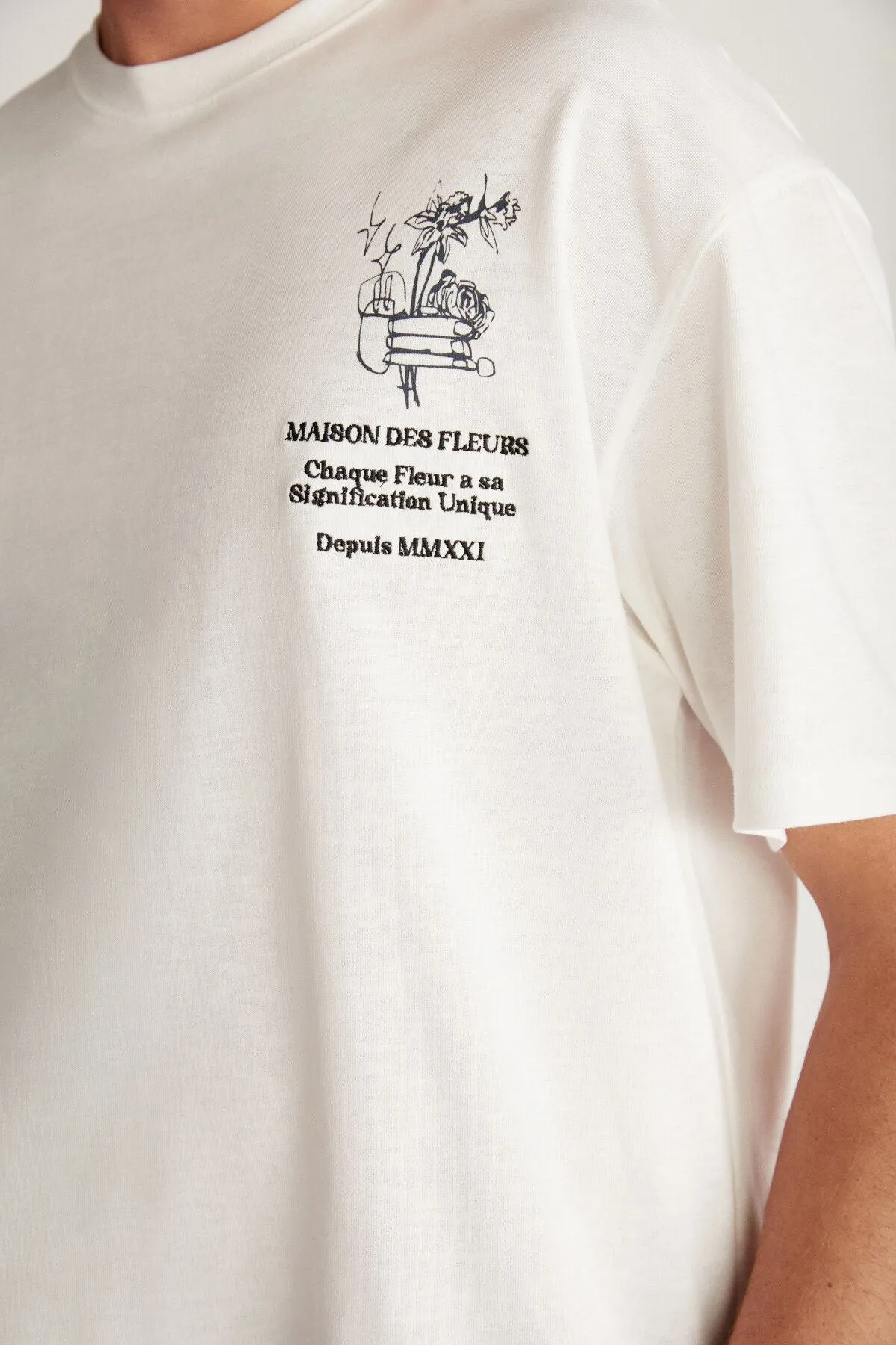 Alonzo Men's Oversizle Fit 100 %Cotton Embroidery and Printed Ecru T-shirt