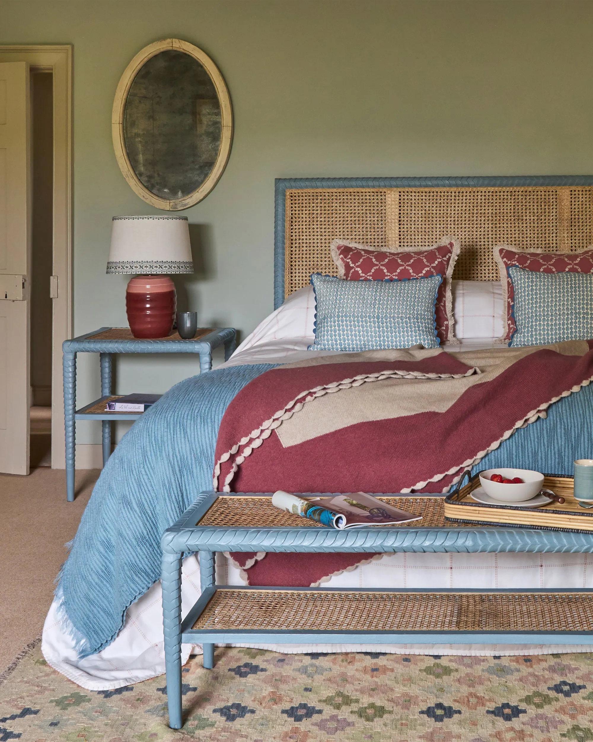 Bordered Knitted Throw - Pink