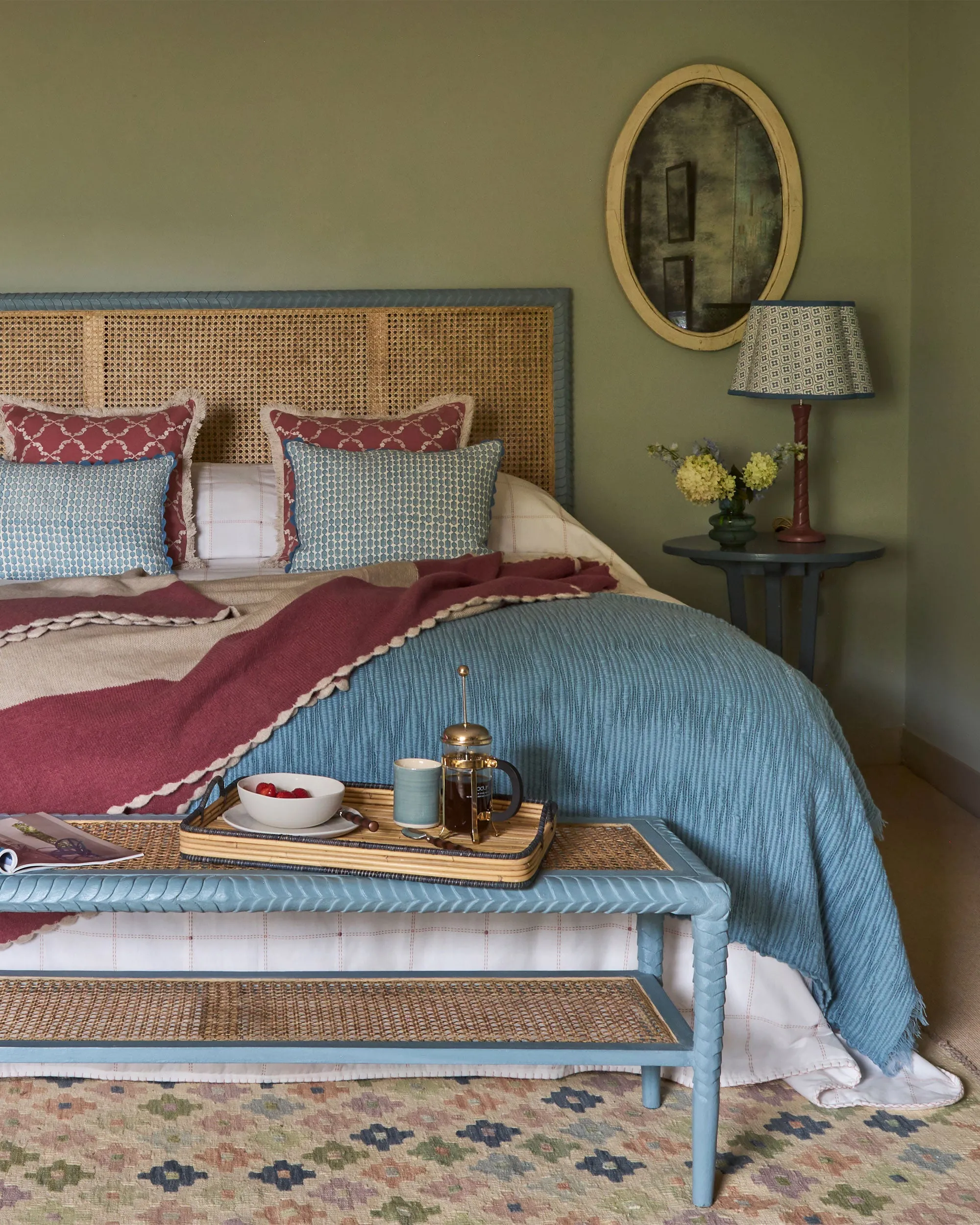 Bordered Knitted Throw - Pink