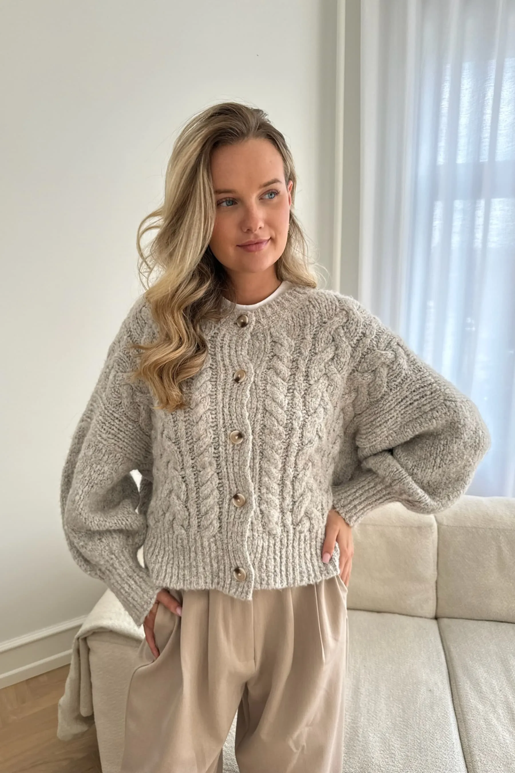 Ellaic Cardigan - Light Greige