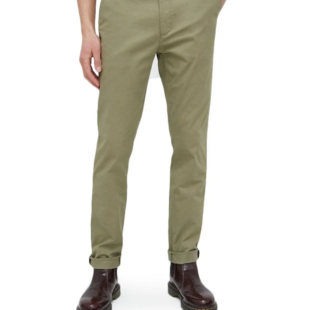 Modern Twill Slim Chino