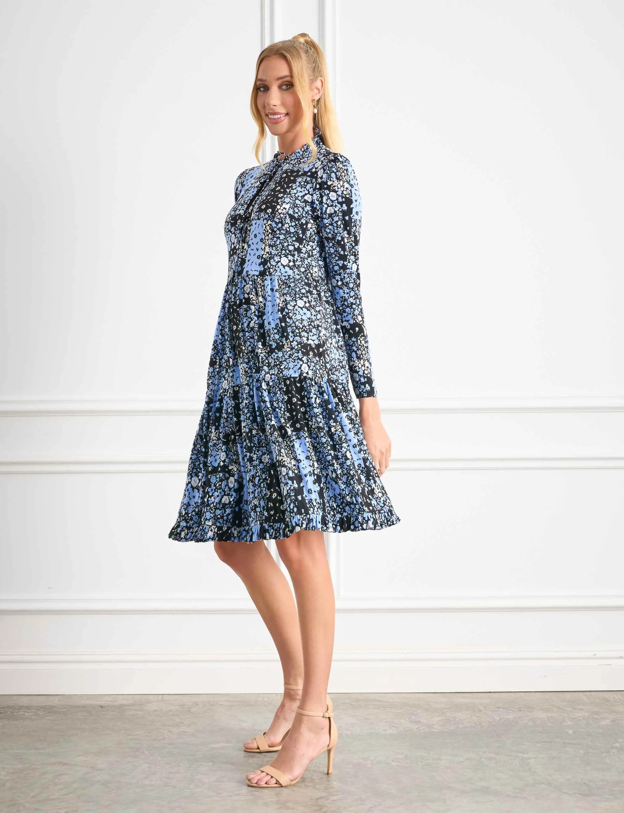 ORIGINAL SAMPLE  Monroe ' Periwinkle Ditzy'  Loose Fit Knee Length Shift Dress