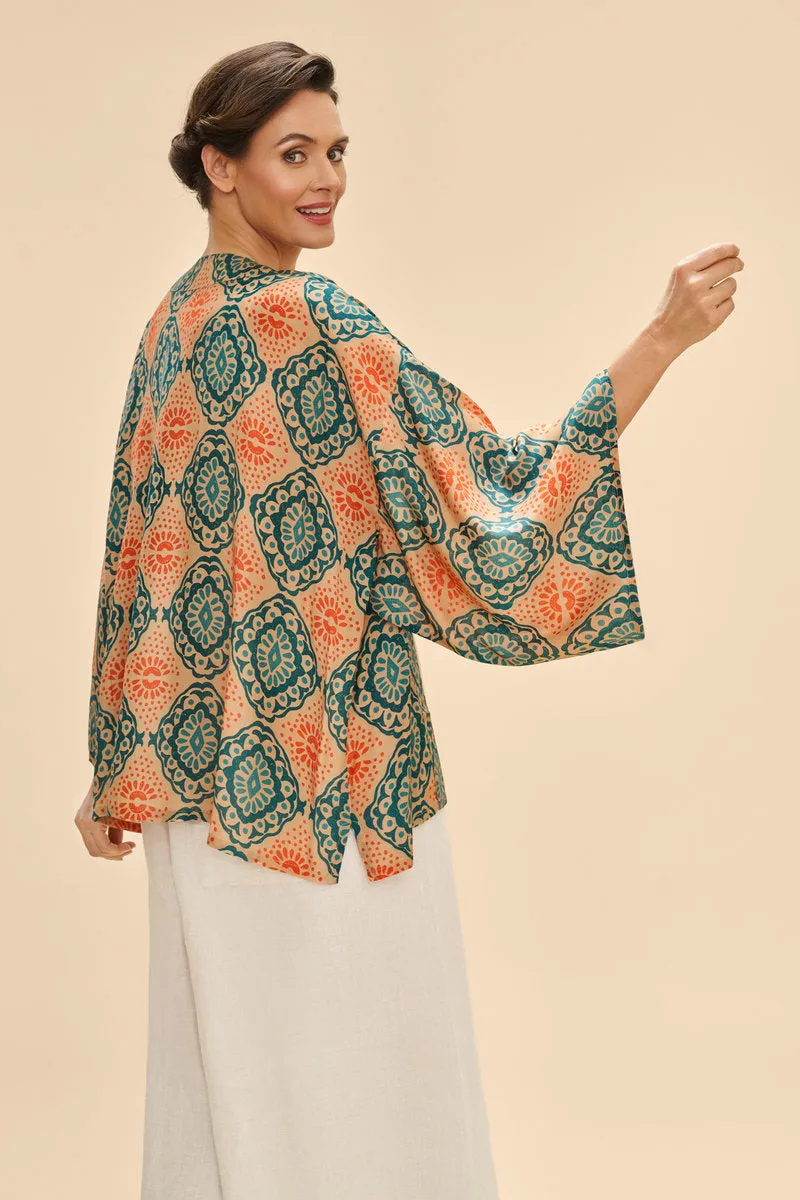 Powder Cream Batik Kimono Jacket