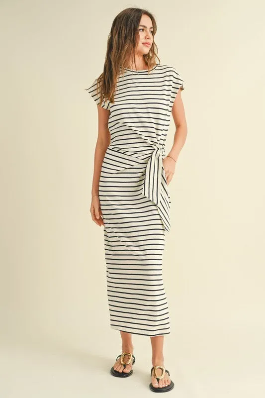 Waitlist 4/20 ♥ Avril Short Sleeve Knot Stripe Print Midi Dress White
