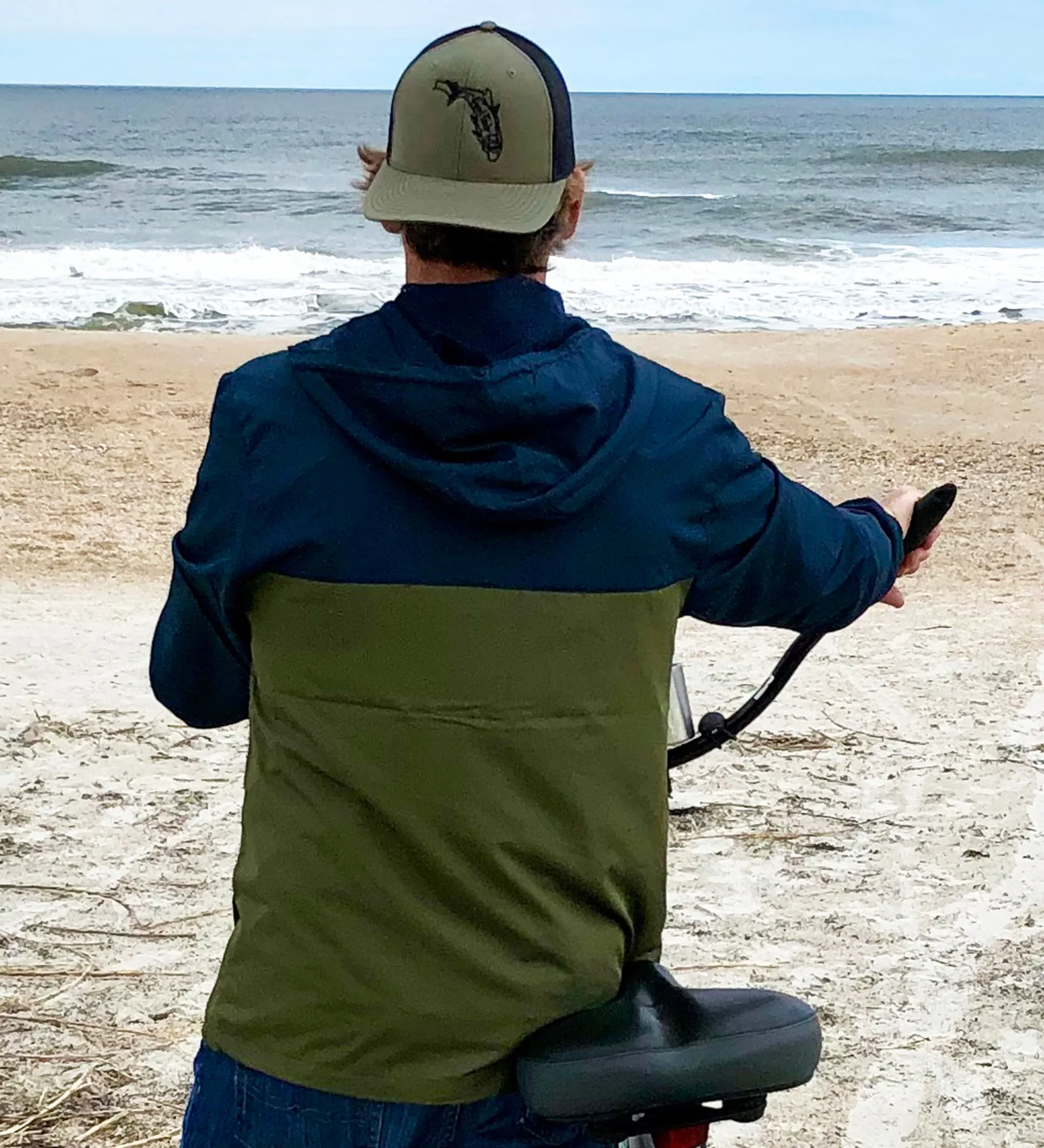 Windbreaker Jacket, Lightweight Full Zip, Water Resistant, Reel Fishy Tarpon logo